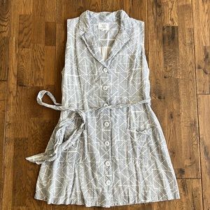 Geometric pattern shirt dress